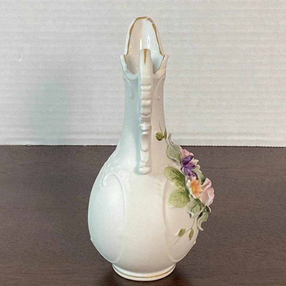 Vtg Lefton China Hand-Painted 3-D Flower Bud Vase Japan Floral Pitcher 6 3/8